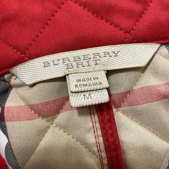 Burberry Brit Copford Red Quilted Button Jacket Size Medium - Picture 5 of 15